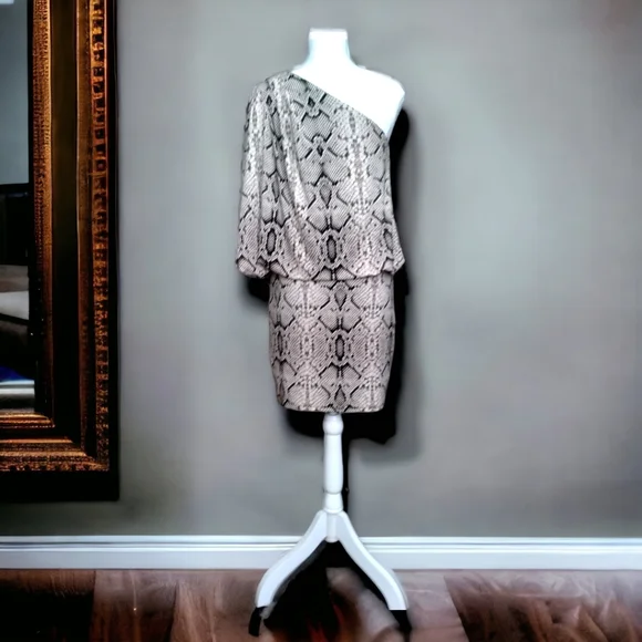 Snakeskin print Dress - Picture 2 of 7